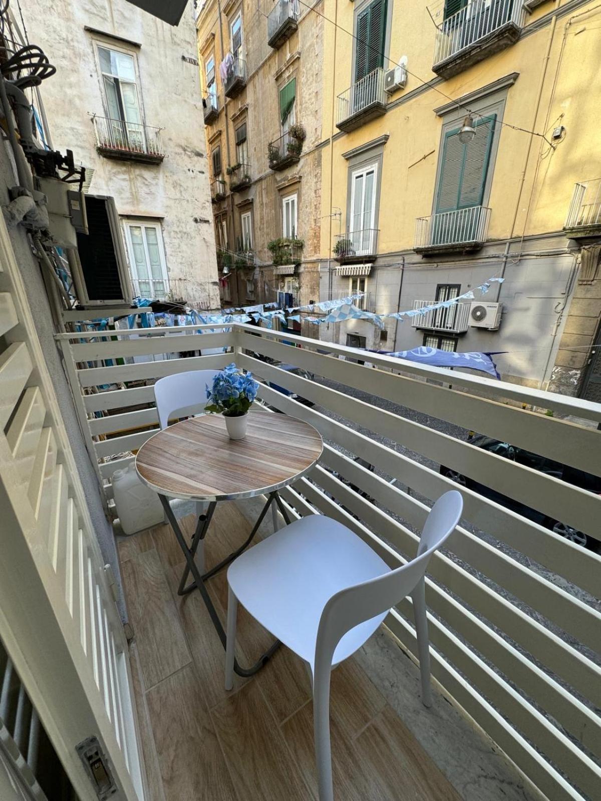 Spezzano House * Naples